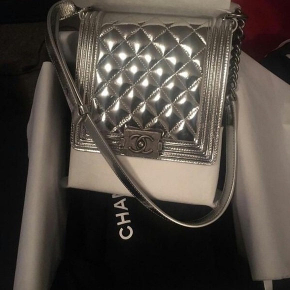 Authentic Chanel Boy Bag - Picture 3 of 6